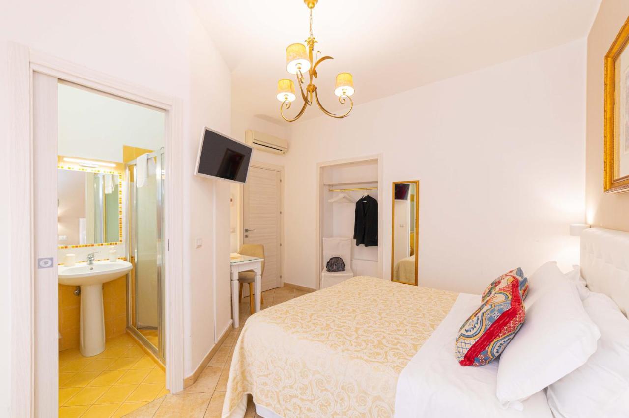 Bed And Breakfast Dionisio Taormina Buitenkant foto
