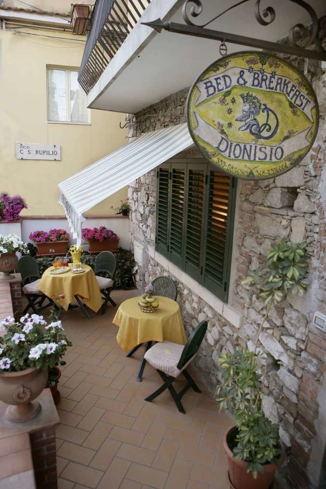 Bed And Breakfast Dionisio Taormina Buitenkant foto
