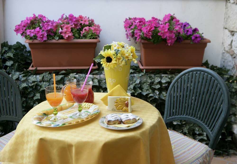 Bed And Breakfast Dionisio Taormina Buitenkant foto