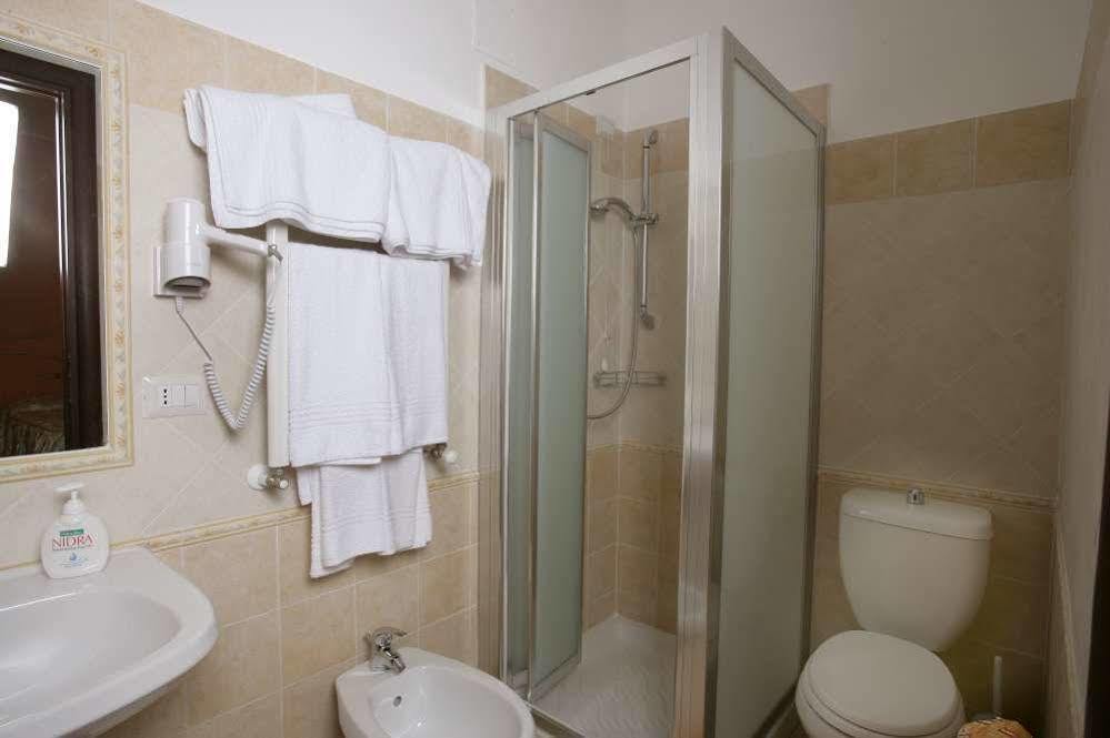 Bed And Breakfast Dionisio Taormina Buitenkant foto